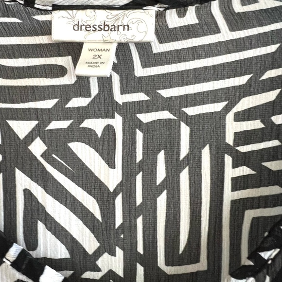 Dressbarn Blouse Top Black White Semi Sheer Cold Shoulder Plus Sz 2X - Picture 6 of 9